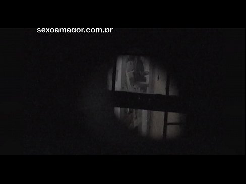 ❤️ Blondie dirakam video secara rahsia oleh intip kawasan kejiranan yang tersembunyi di sebalik batu bata kosong ️❌ seks berkualiti di lucah ms.shufflesex.ru ❌️